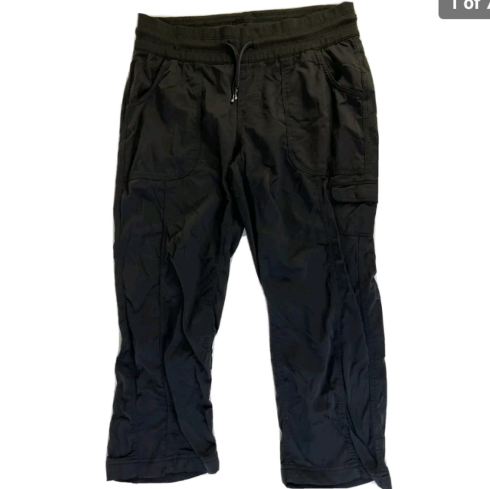 The North Face Black Cropped Active Pants